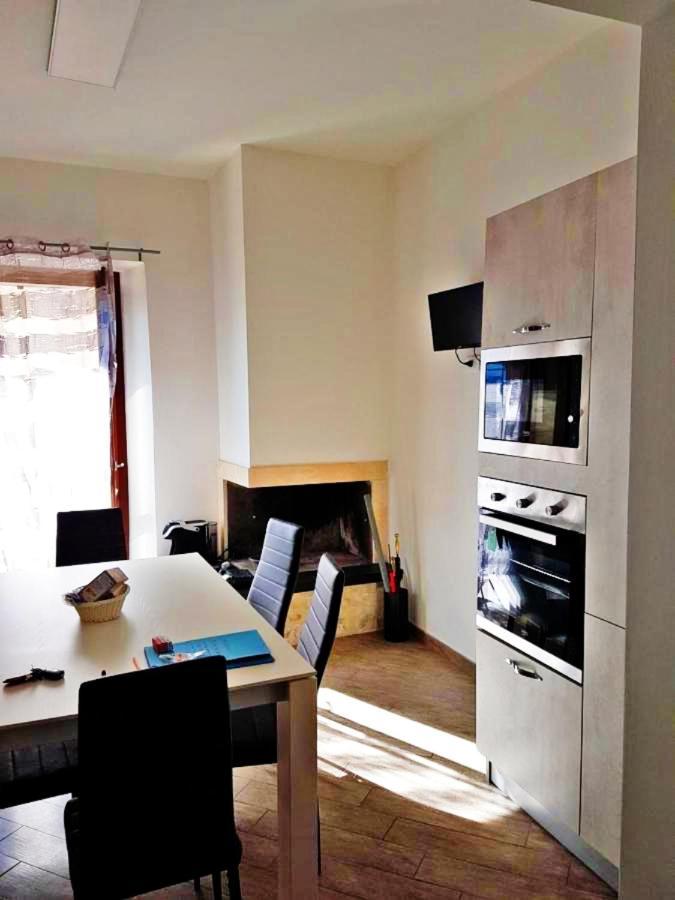 Borgo Nel Tempo Apartamento Collestatte Exterior foto